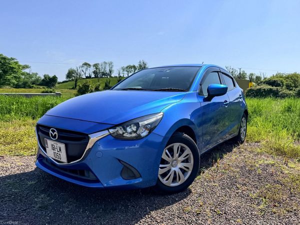 Mazda Demio Hatchback, Petrol, 2015, Blue