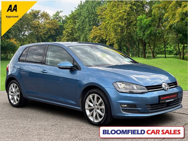 Volkswagen Golf Hatchback, Petrol, 2015, Blue