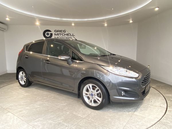 Ford Fiesta Hatchback, Petrol, 2016, Grey
