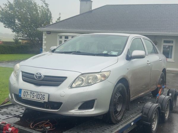 Toyota Corolla Saloon, Petrol, 2007, Silver