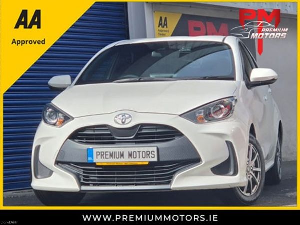 Toyota Yaris Hatchback, Petrol, 2021, White