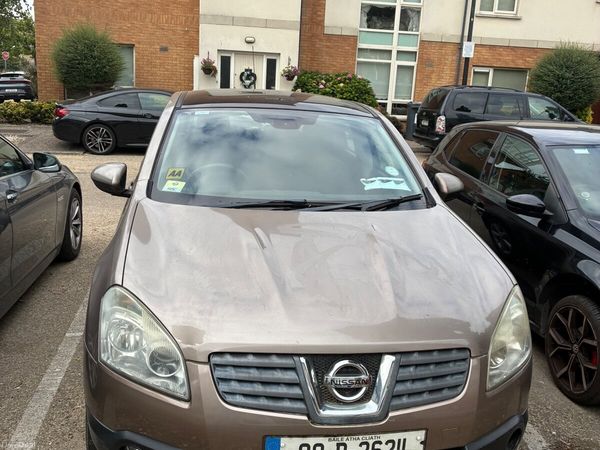 Nissan Qashqai Hatchback, Petrol, 2008, Brown