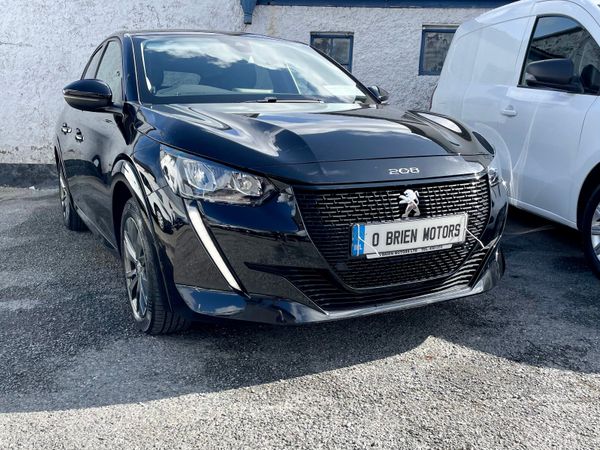 Peugeot 208 Hatchback, Electric, 2023, Black