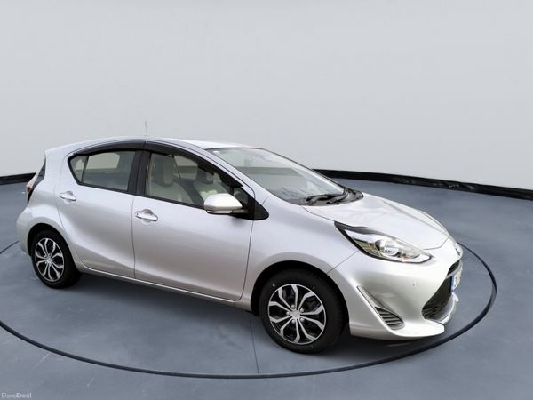 Toyota Aqua Hatchback, Petrol Hybrid, 2021, Silver