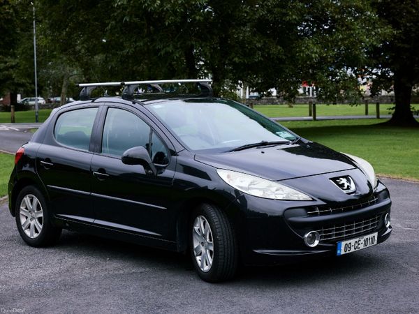 Peugeot 207 Hatchback, Diesel, 2009, Black