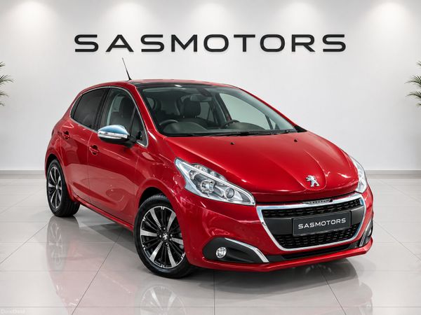 Peugeot 208 Hatchback, Petrol, 2017, Red