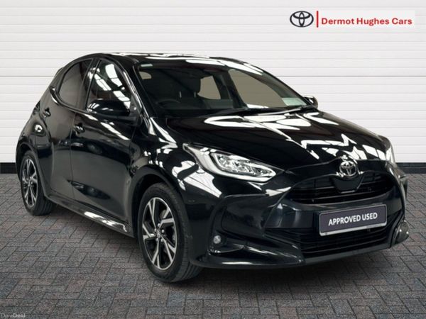 Toyota Yaris Hatchback, Petrol Hybrid, 2026, Black