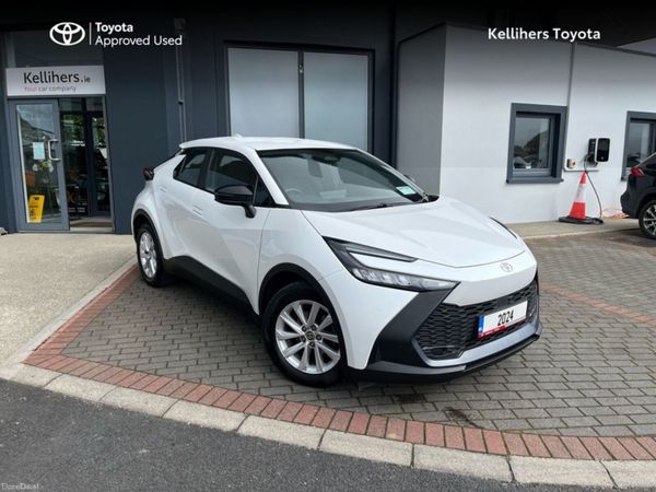 Toyota C-HR SUV, Petrol Hybrid, 2024, White
