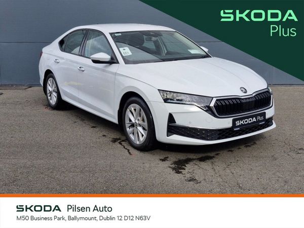 Skoda Octavia Saloon, Diesel, 2024, White