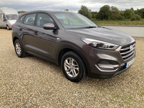Hyundai Tucson SUV, Diesel, 2016, Grey