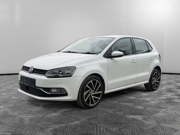 Volkswagen Polo Hatchback, Petrol, 2017, White