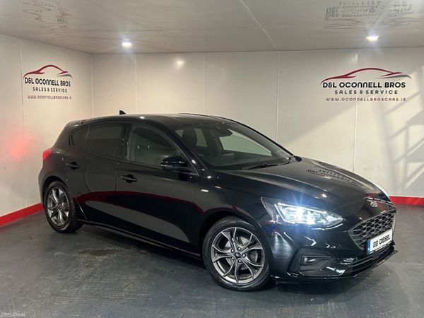 Ford Focus Hatchback, Diesel, 2022, Black
