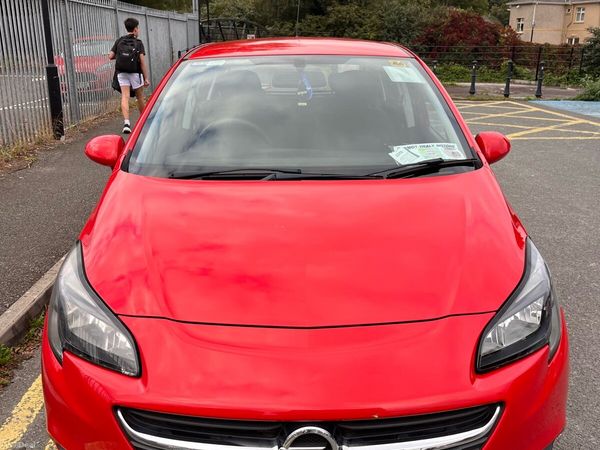 Opel Corsa Hatchback, Petrol, 2015, Red
