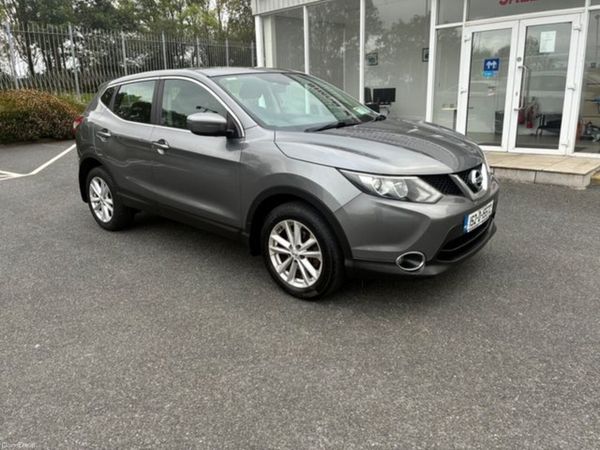 Nissan Qashqai SUV, Diesel, 2015, Grey