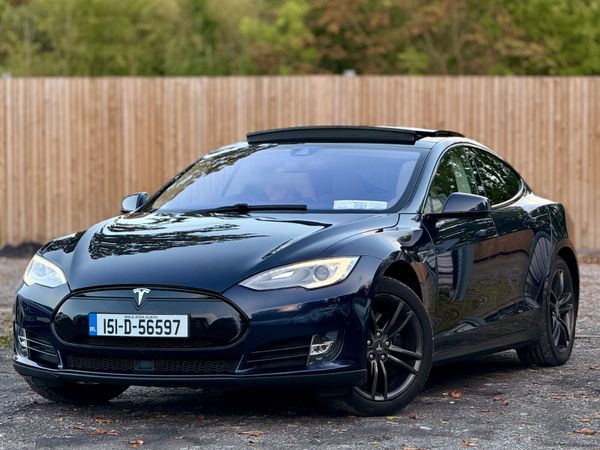 Tesla Model S Hatchback, Electric, 2015, Blue