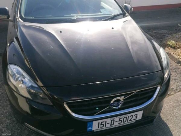Volvo V40 Hatchback, Diesel, 2015, Black
