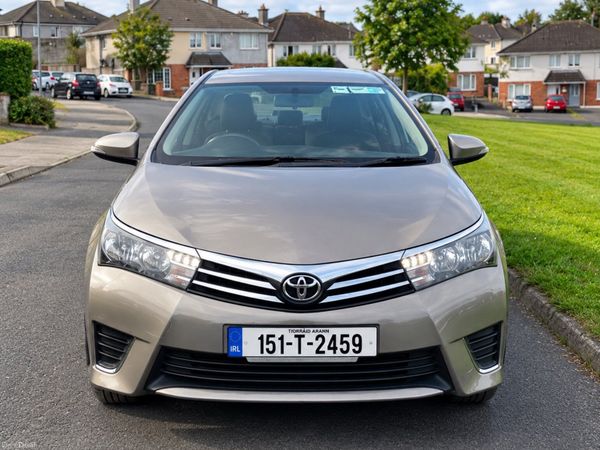 Toyota Corolla Saloon, Diesel, 2015, Bronze