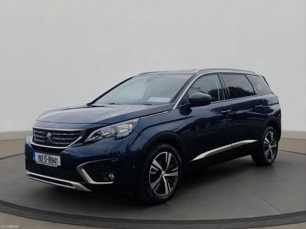 Peugeot 5008 MPV, Diesel, 2019, Blue