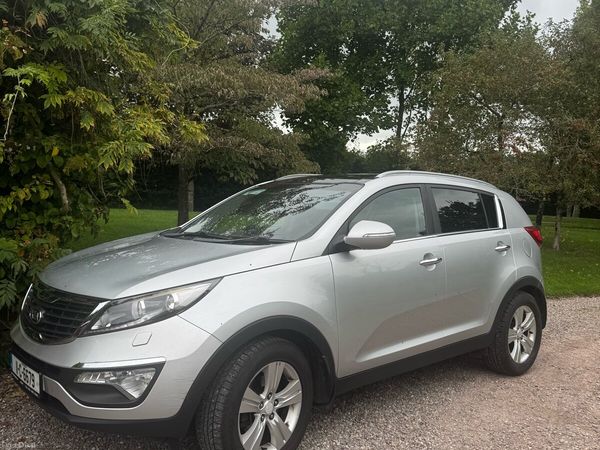 Kia Sportage SUV, Diesel, 2011, Silver