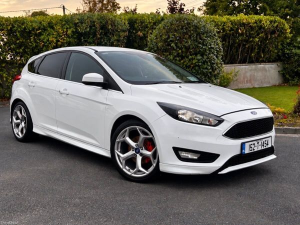 Ford Focus Hatchback, Diesel, 2015, White