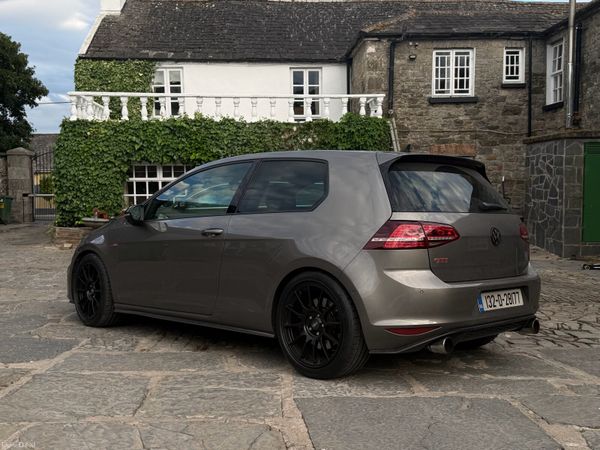 Volkswagen Golf Hatchback, Petrol, 2013, Grey