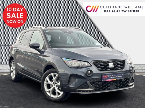 SEAT Arona Hatchback, Petrol, 2024, Grey