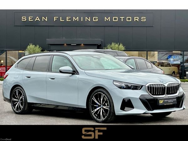BMW 5-Series Estate, Petrol Plug-in Hybrid, 2026, Grey