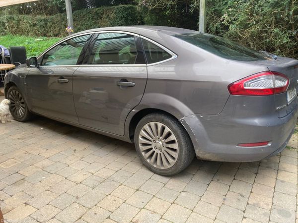 Ford Mondeo Hatchback, Diesel, 2011, Brown