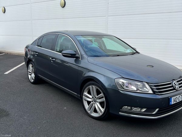 Volkswagen Passat Saloon, Diesel, 2014, Grey