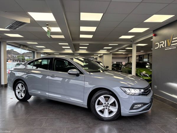 Volkswagen Passat Saloon, Diesel, 2022, Grey