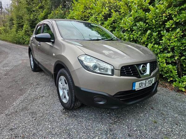 Nissan Qashqai MPV, Petrol, 2013, Brown
