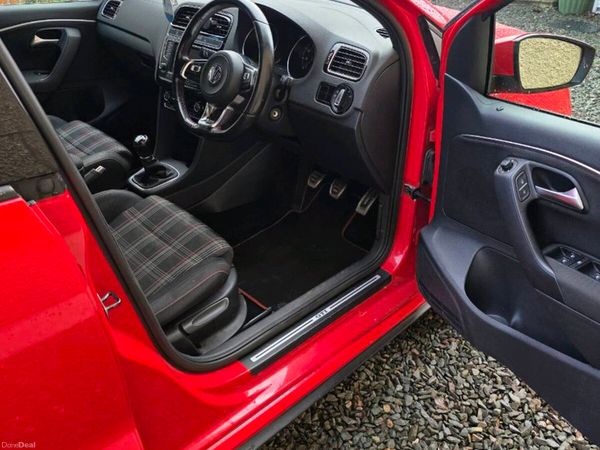 Volkswagen Polo Hatchback, Petrol, 2016, Red