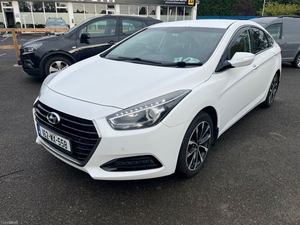 Hyundai i40 Saloon, Diesel, 2016, White