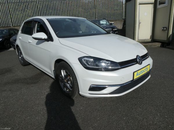 Volkswagen Golf Hatchback, Petrol, 2017, White