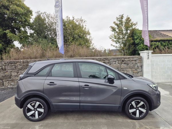 Opel Crossland MPV, Diesel, 2022, Grey