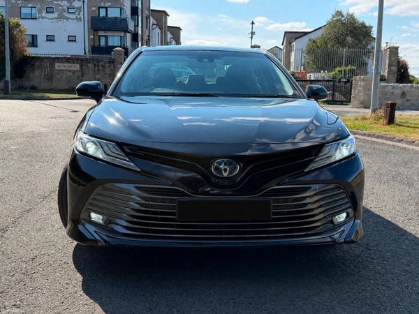 Toyota Camry Saloon, Petrol Hybrid, 2021, Black