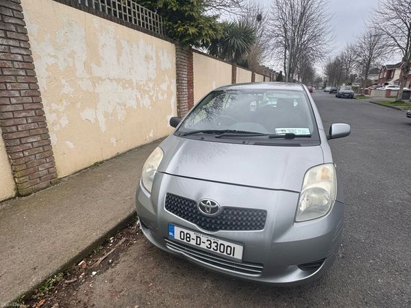 Toyota Yaris Hatchback, Petrol, 2008, Silver
