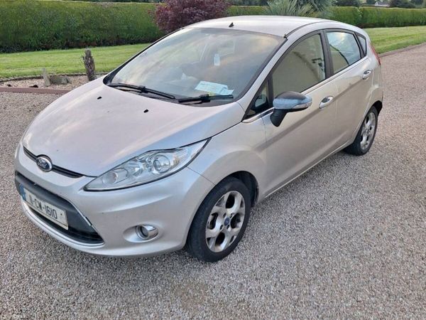 Ford Fiesta Hatchback, Diesel, 2011, Grey