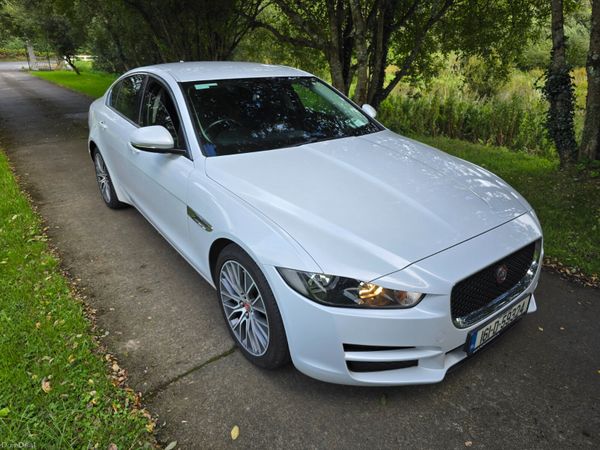 Jaguar XE Saloon, Diesel, 2016, White