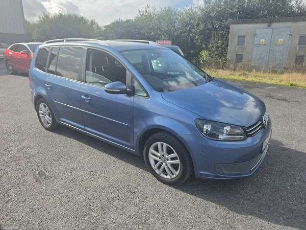Volkswagen Touran MPV, Diesel, 2012, Blue