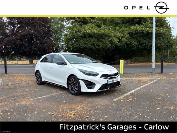 Kia Ceed Hatchback, Petrol, 2023, White