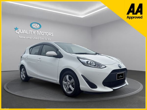 Toyota Aqua Hatchback, Petrol Hybrid, 2021, White