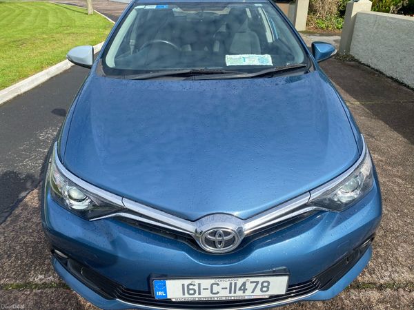 Toyota Auris Hatchback, Diesel, 2016, Blue