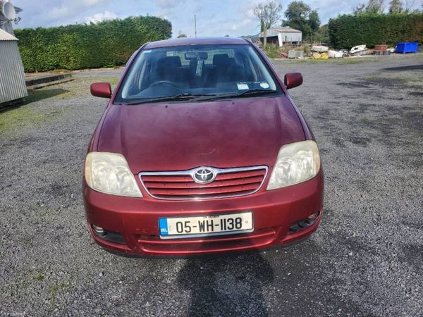 Toyota Corolla Saloon, Petrol, 2005, Red