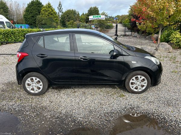 Hyundai i10 Hatchback, Petrol, 2015, Black
