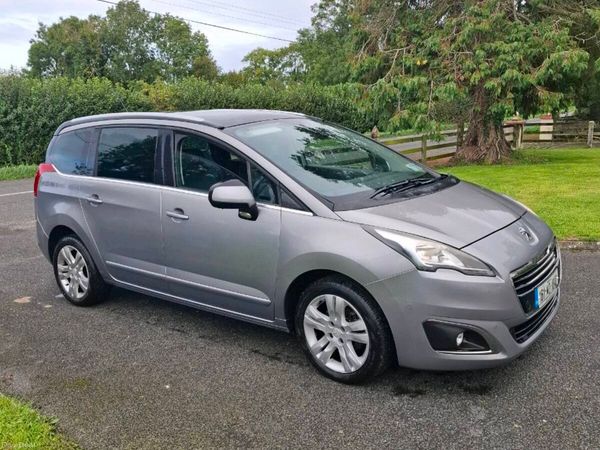 Peugeot 5008 MPV, Diesel, 2016, Grey