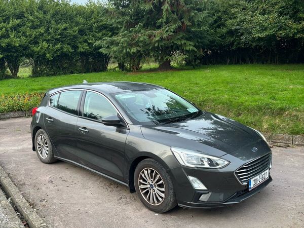 Ford Focus Hatchback, Petrol, 2020, Grey