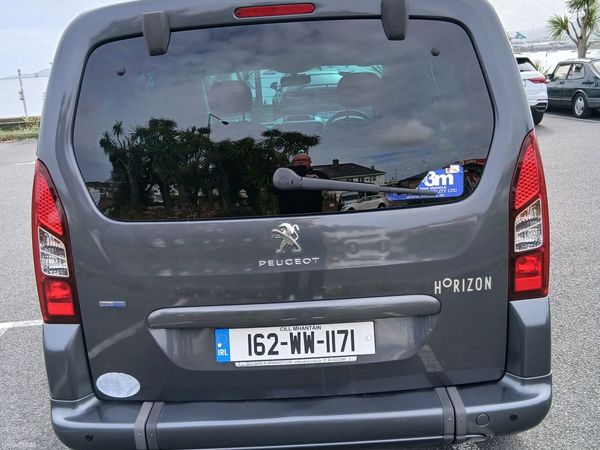 Peugeot Partner MPV, Diesel, 2016, Grey