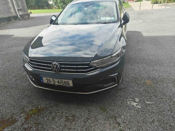 Volkswagen Passat Estate, Petrol Plug-in Hybrid, 2021, Grey