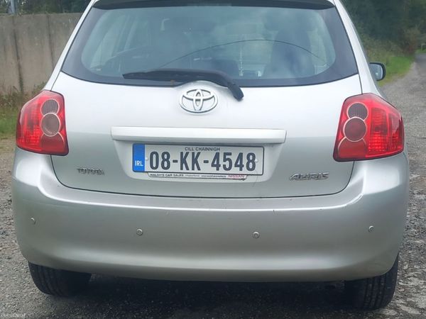 Toyota Auris Hatchback, Diesel, 2008, Silver